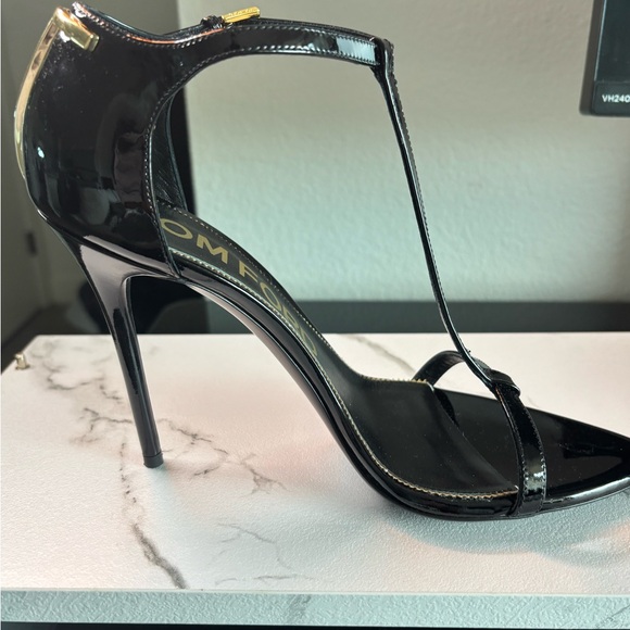 Tom Ford Iconic T Sandal – Black Patent Leather, Size EU 40 (NWT) - Picture 1 of 7